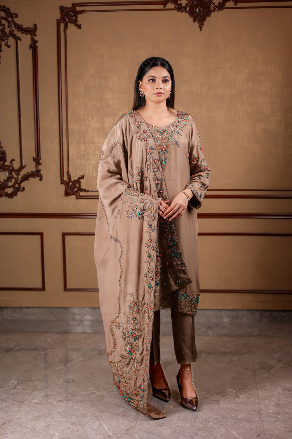 caramel monogram – beige floral printed silk co ord set (copy)